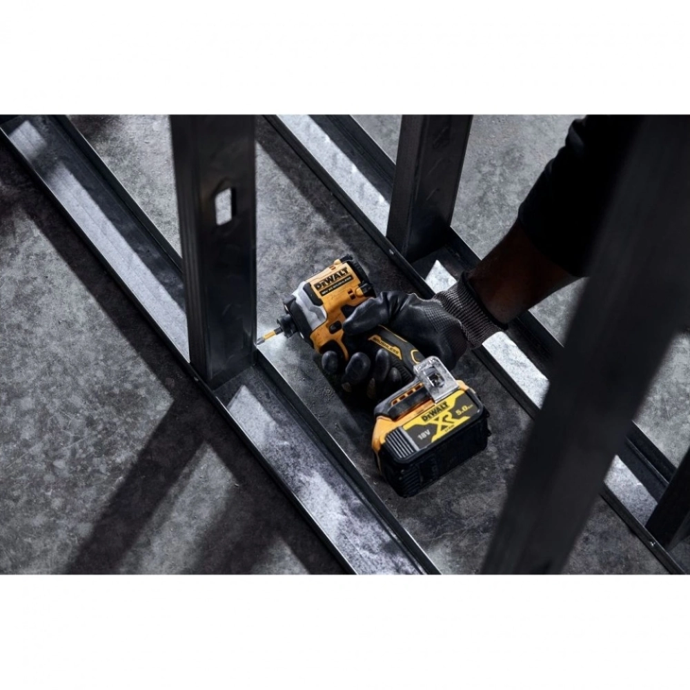 Винтоверт DeWalt DCF850D2T-QW