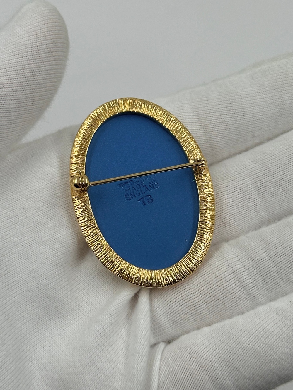 Брошь Wedgwood