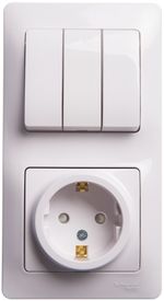 Schneider Electric Glossa Белый Блок: розетка с заземляющими контактами со шторками и выключатель 3-клавишный IP20 скрытая установка GSL000178