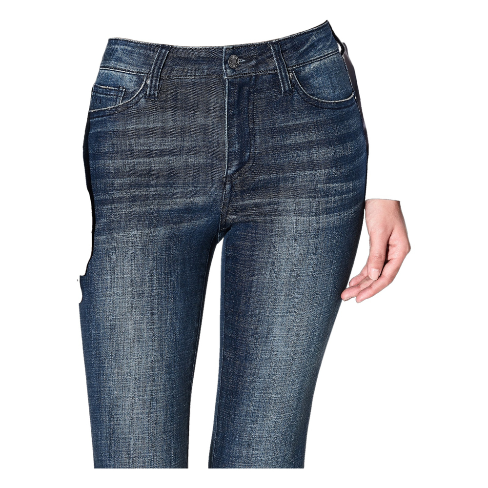 Джинсы Armani Exchange