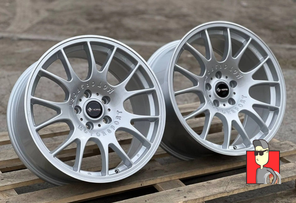 Комплект дисков MOMO 18x8/9 et35/35 5x114.3