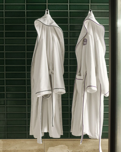 Теннисное полотенце Wimbledon Cotton Terry Baseline Robe — white/purple