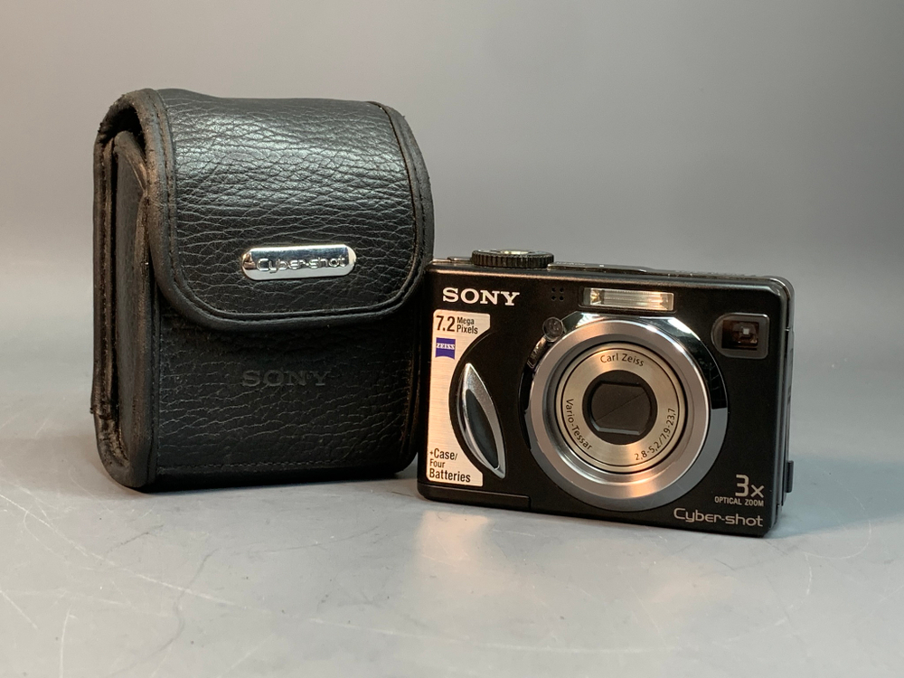 Sony Cyber-shot DSC-W17