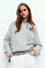 Джемпер с бантом и объемными рукавами реглан - H&M
