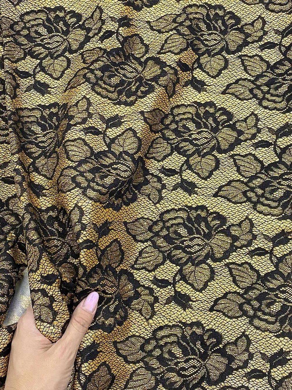 Кружевное полотно на трикотажной основе люрекс, 230 гр/м2, 150 см, золото
