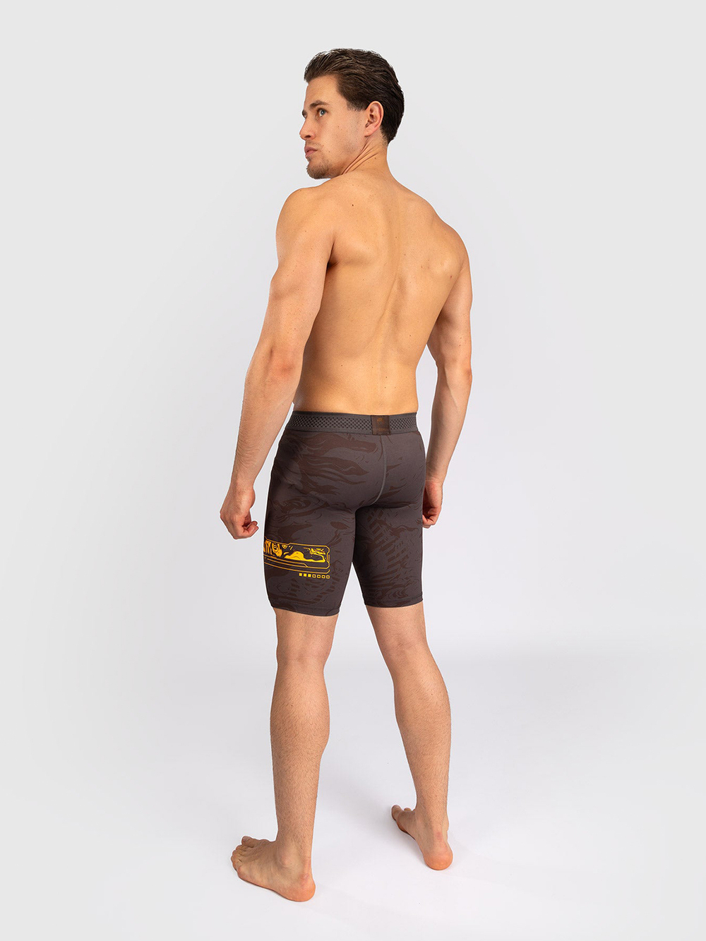 Компрессионные шорты UFC Fusion by Venum Fight Week Dark Brown