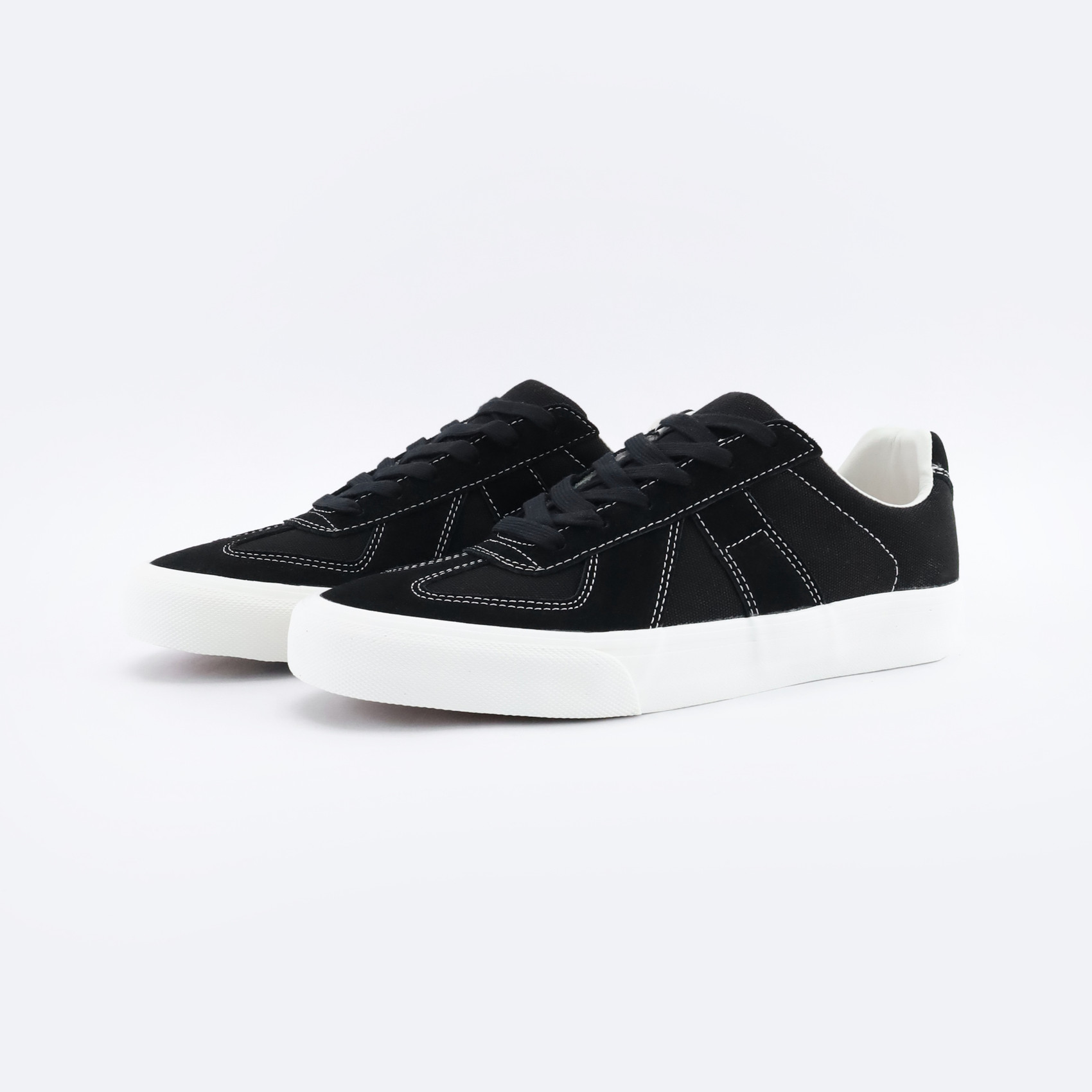 Goluck Trainer (black) артикул:JLK20006B - купить в магазине Дайс