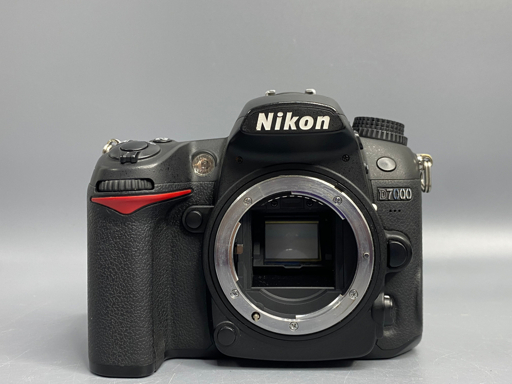 Nikon D7000