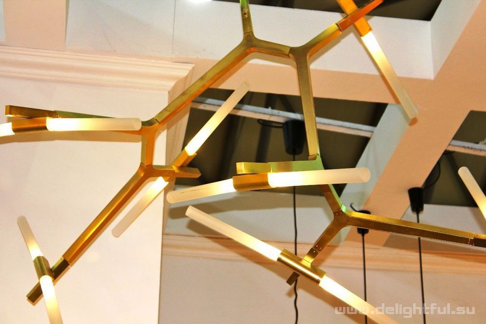 ROLL&HILL_Agnes_Chandelier-20_Lights_www.delightful.su3