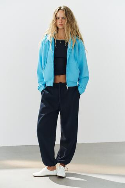 ТОЛСТОВКА С ЭФФЕКТОМ ПОТЕРТОСТИ И ЗАСТЕЖКОЙ-МОЛНИЕЙ — ZARA