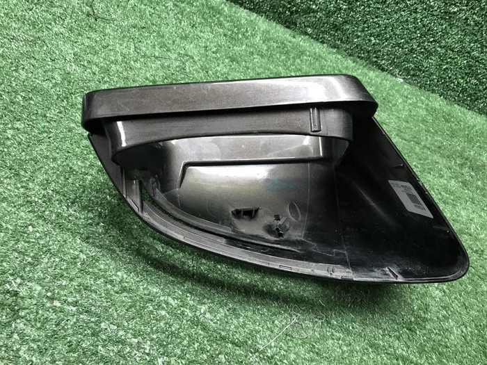 Крышка зеркала левая Mercedes M GLE W166 (11-18)