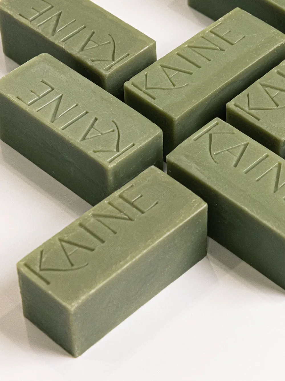 KAINE Противовоспалительное мыло с розмарином и кислотами Rosemary Low PH Cleansing Bar (100 гр)