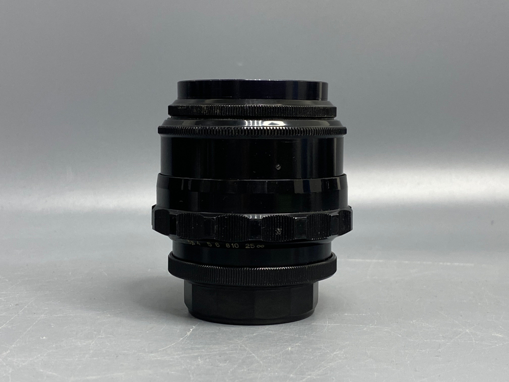 Jupiter-9 2/85mm M42 под передней линзе налет