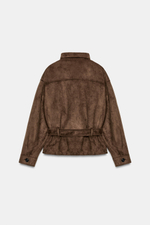 КУРТКА ИЗ ИСКУССТВЕННОЙ ЗАМШИ С ПОЯСОМ — ZARA
