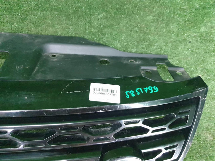 Решетка радиатора Land-Rover Discovery 5 L462 (2016-2021)