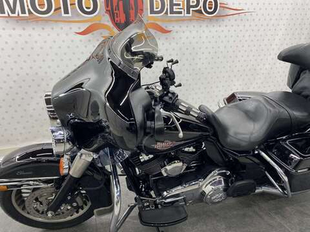 Harley-Davidson Electra Glide FLHTC1580 , 2009
