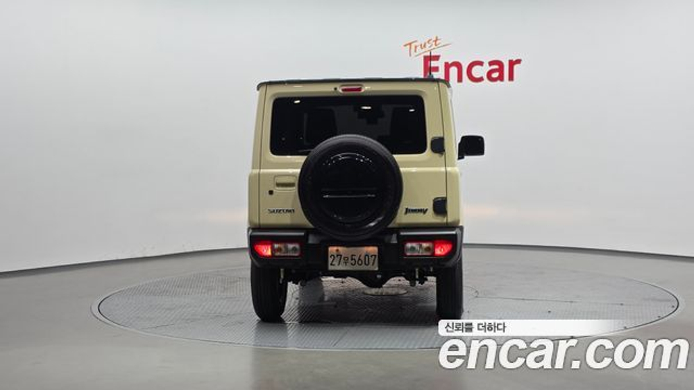 Suzuki Jimny 0.6 — 2025