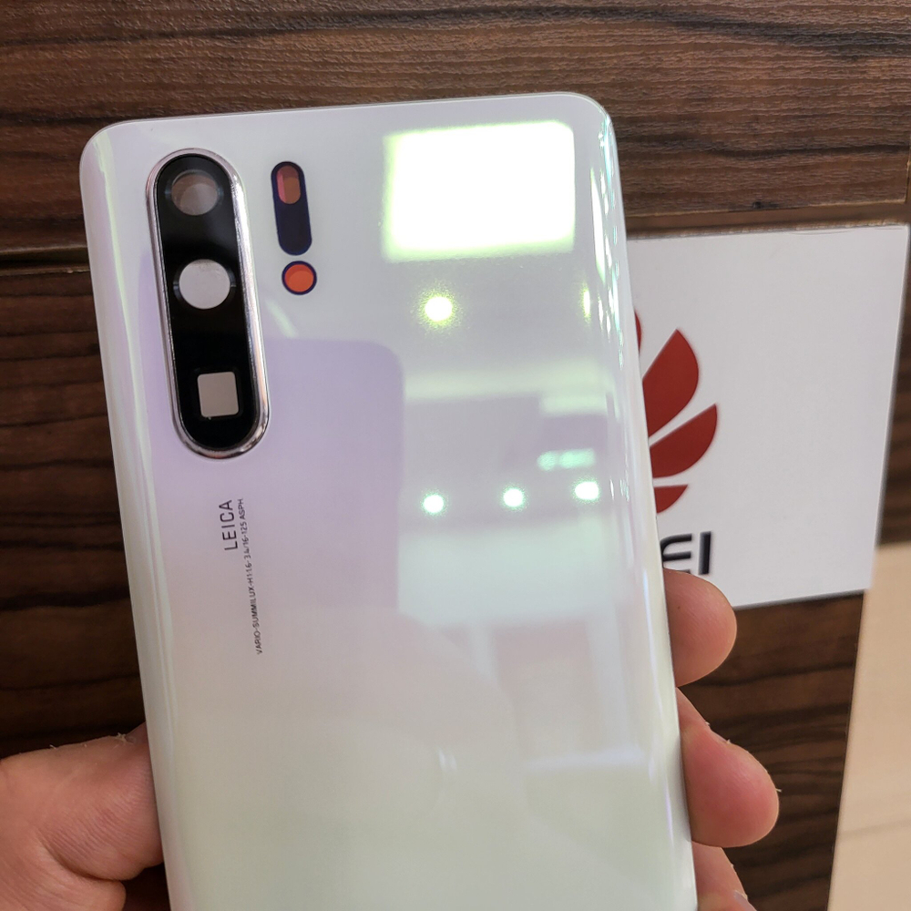 Крышка для Huawei P30 Pro - задняя стеклянная панель "Хорошее качество" (белого цвета)