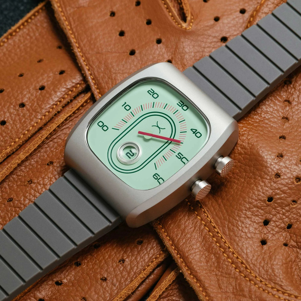 Retroscope Jump Hour Mint Ruby (Ретроскоп)