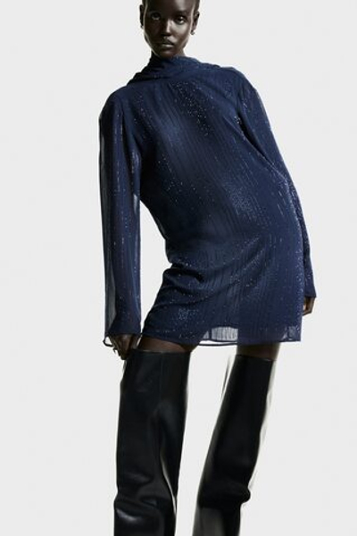 Платье с вышивкой и глубоким вырезом на спине - H&M
