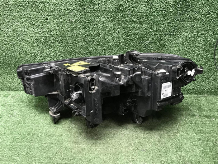 Фара правая BMW X7 G07 (2019-2022) Laser