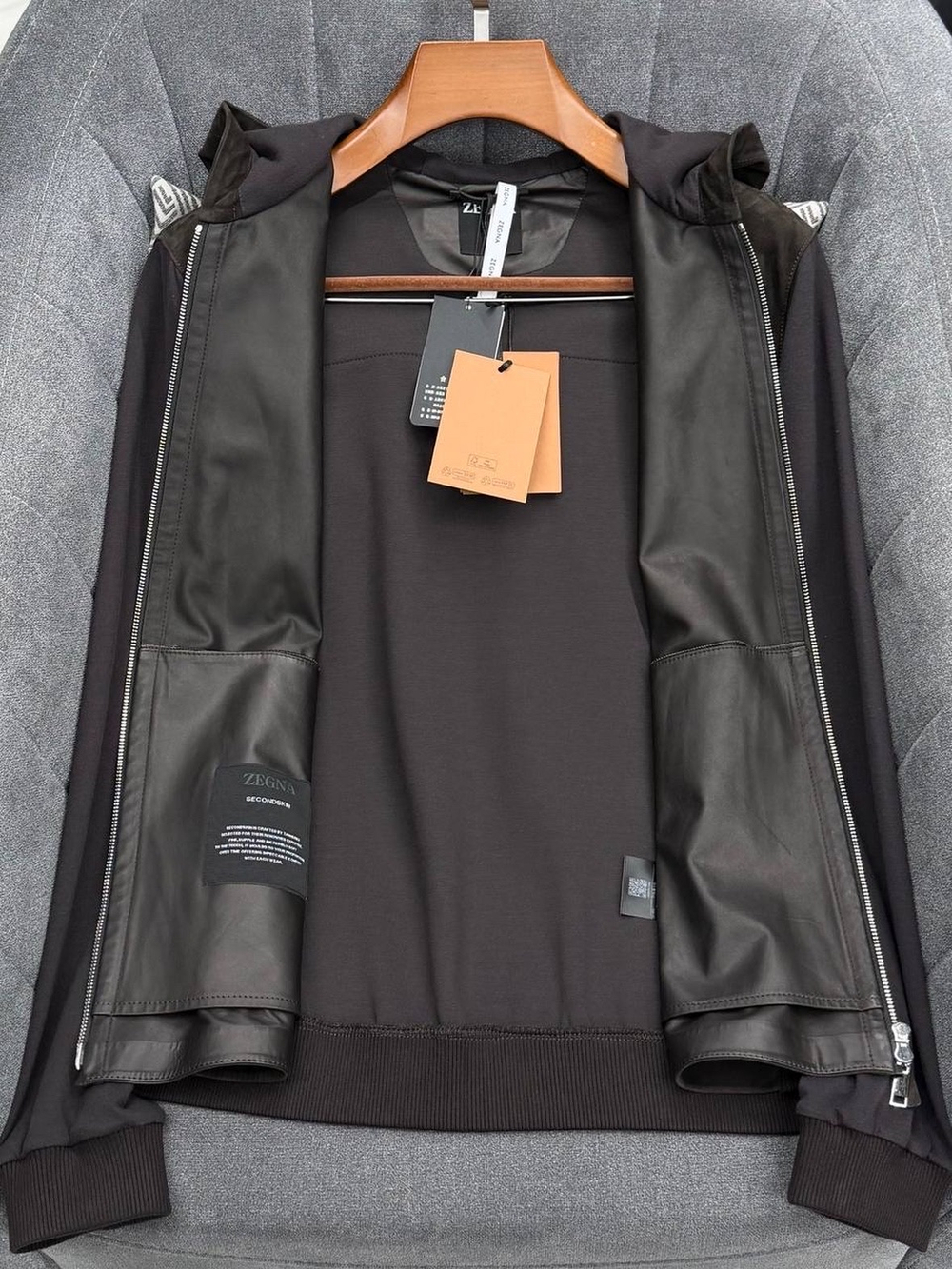 Замшевая куртка Ermenegildo Zegna