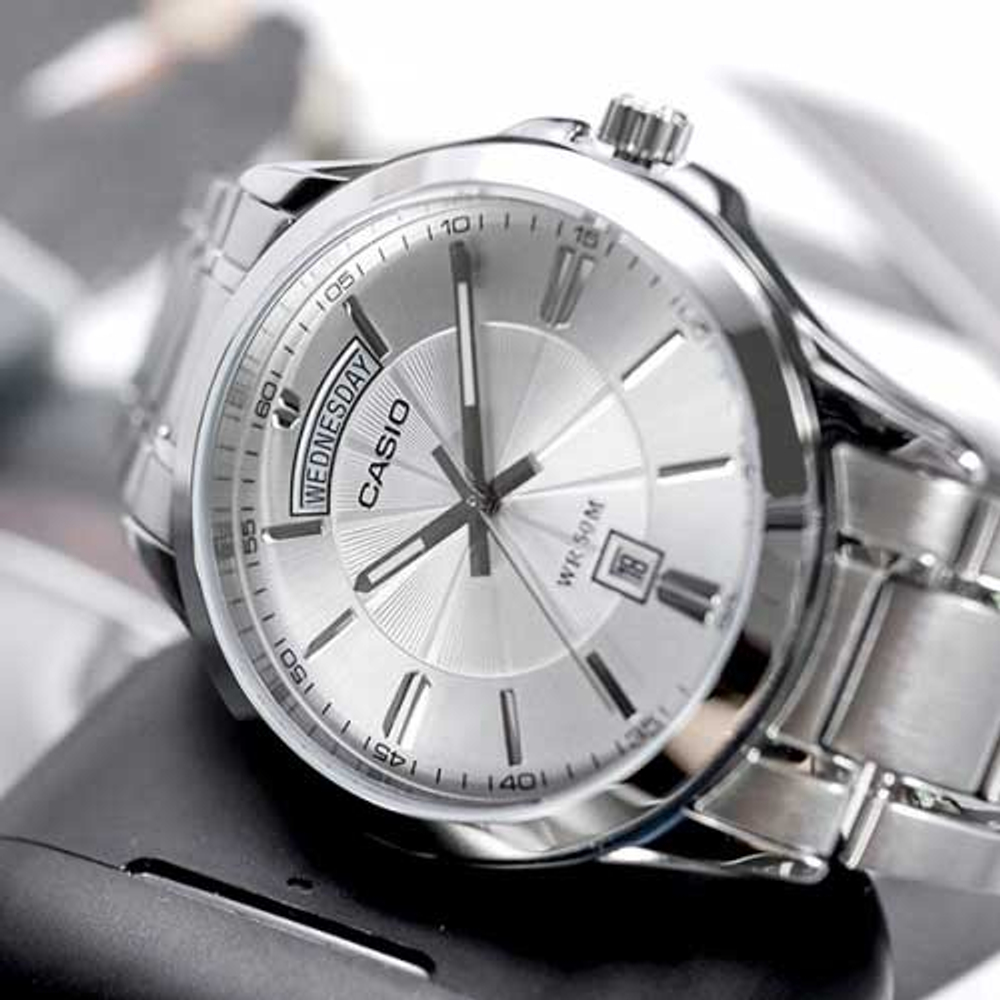 Часы Casio MTP-1381D-7A