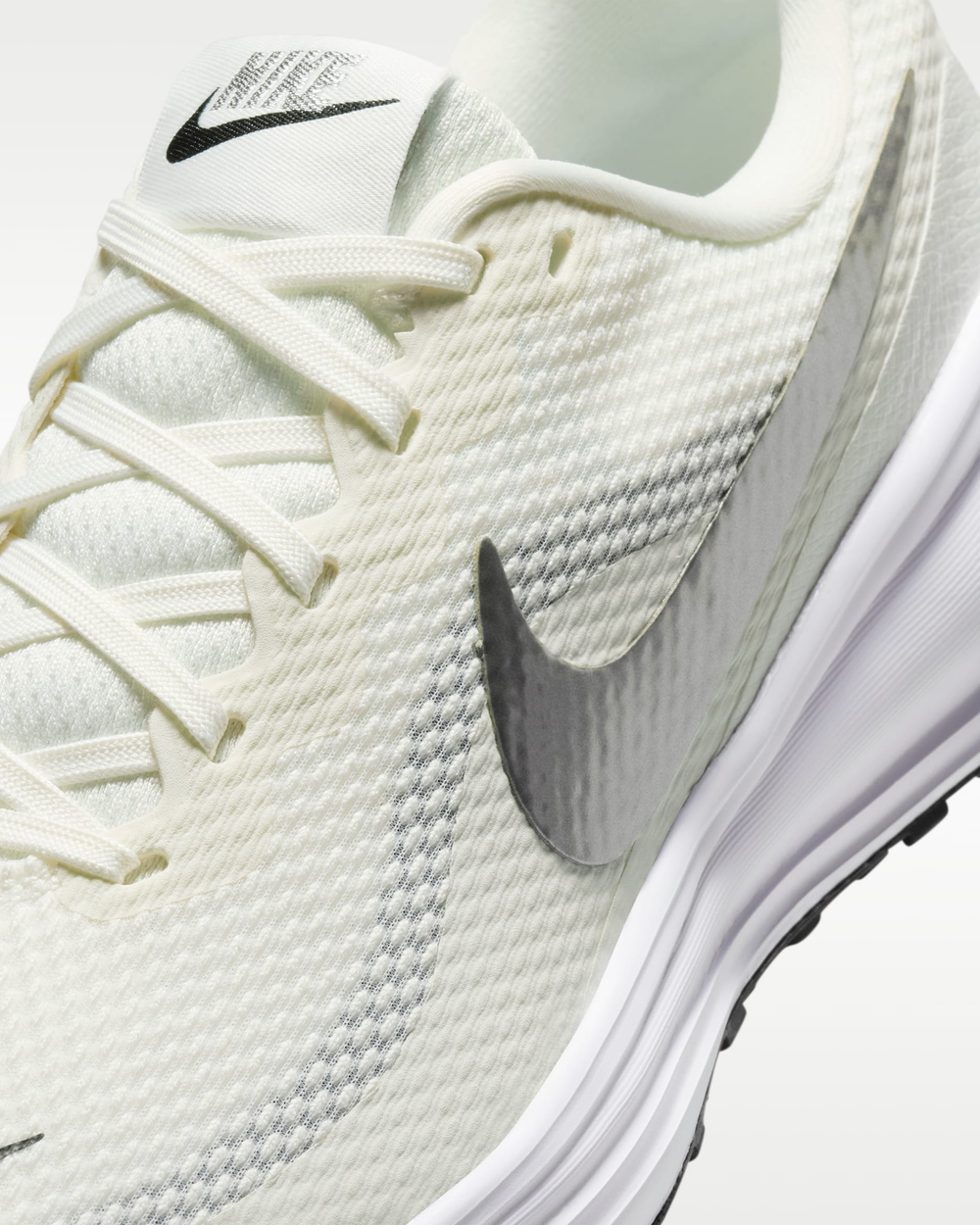 Женские кроссовки для бега по шоссе Nike Revolution 8 - Nike