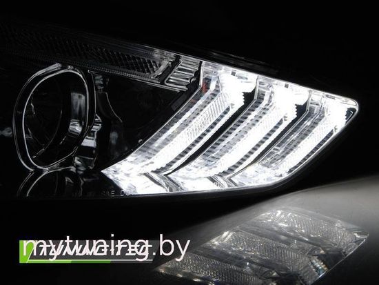 Передние фары для Ford Focus III (15-18) хромированные с динамическим поворотником