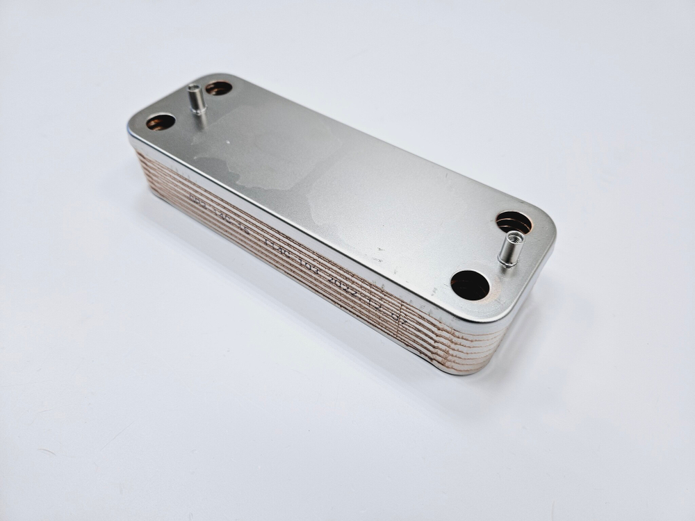 Теплообменник ГВС (14пл.) BOSCH Gaz 3000W (арт. 87054062870)