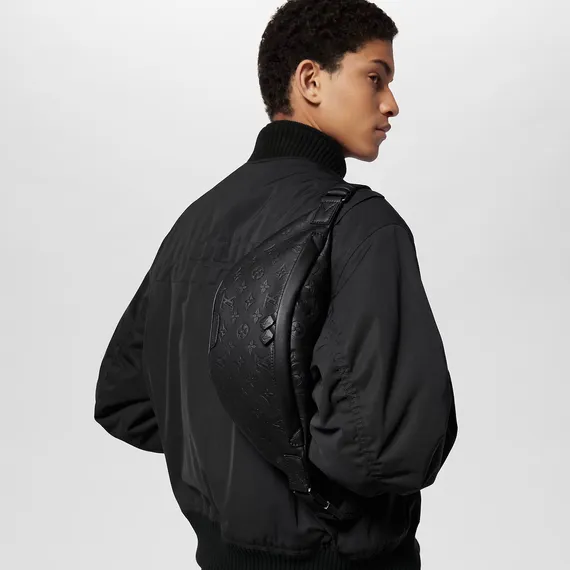 Поясная сумка Louis Vuitton Discovery PM кожа Monogram Shadow