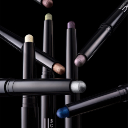 MAC Cosmetics Dazzleshadow Eyeshadow Stick - Тени для век в кремовой текстуре в стике оттенок Gold Stud, 1 g