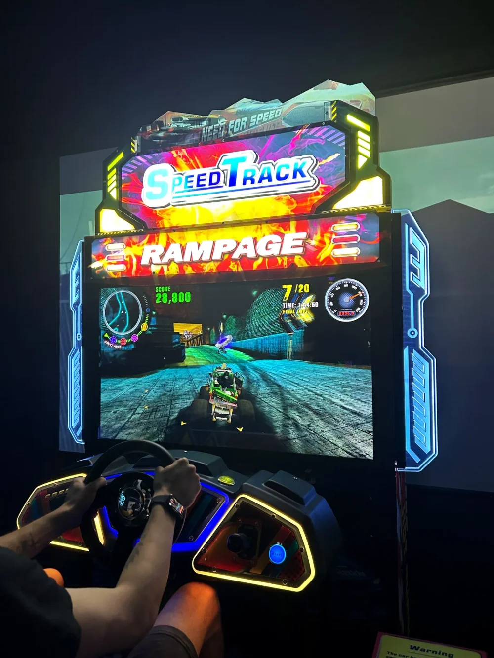 Игровой автомат гонки, с рулём «Need For Racing»
