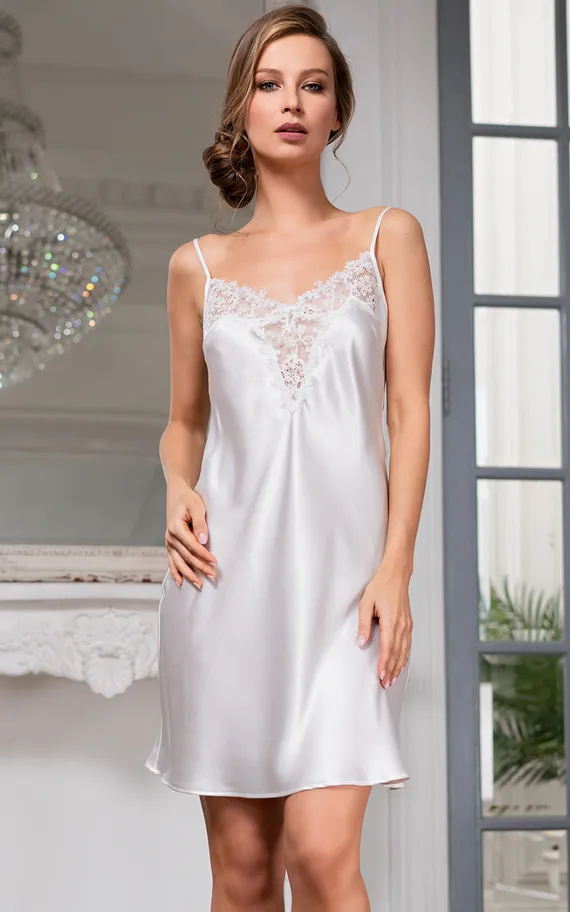 White Swan 3550
