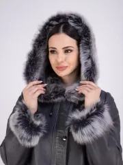Дубленка зимняя с капюшоном натуральная оверсайз