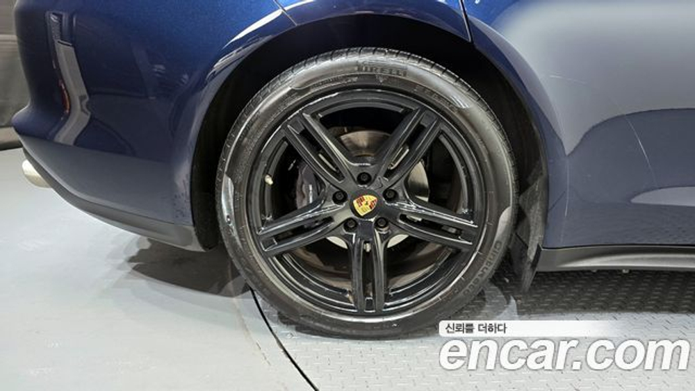 Porsche Panamera 3.0 AWD — 2018