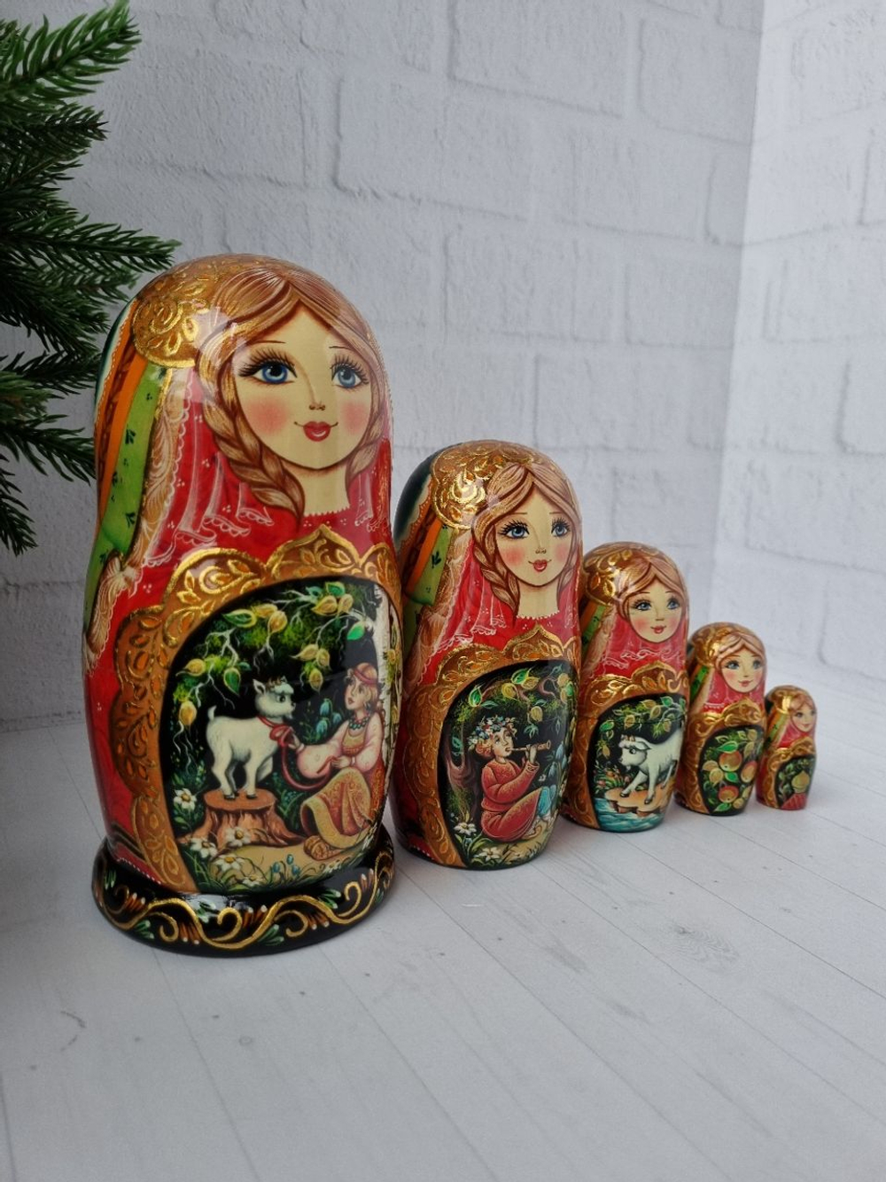 Матрешка 18см "Алёнушка" 5 мест