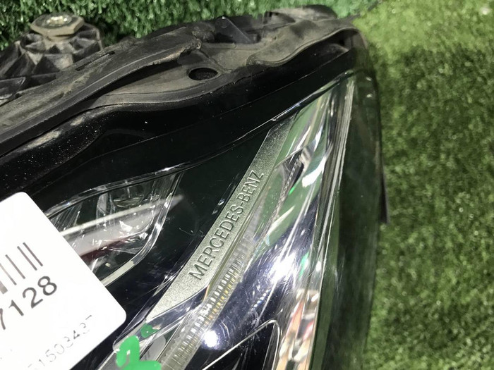 Фара левая Mercedes C W205 (2014-2018) LED