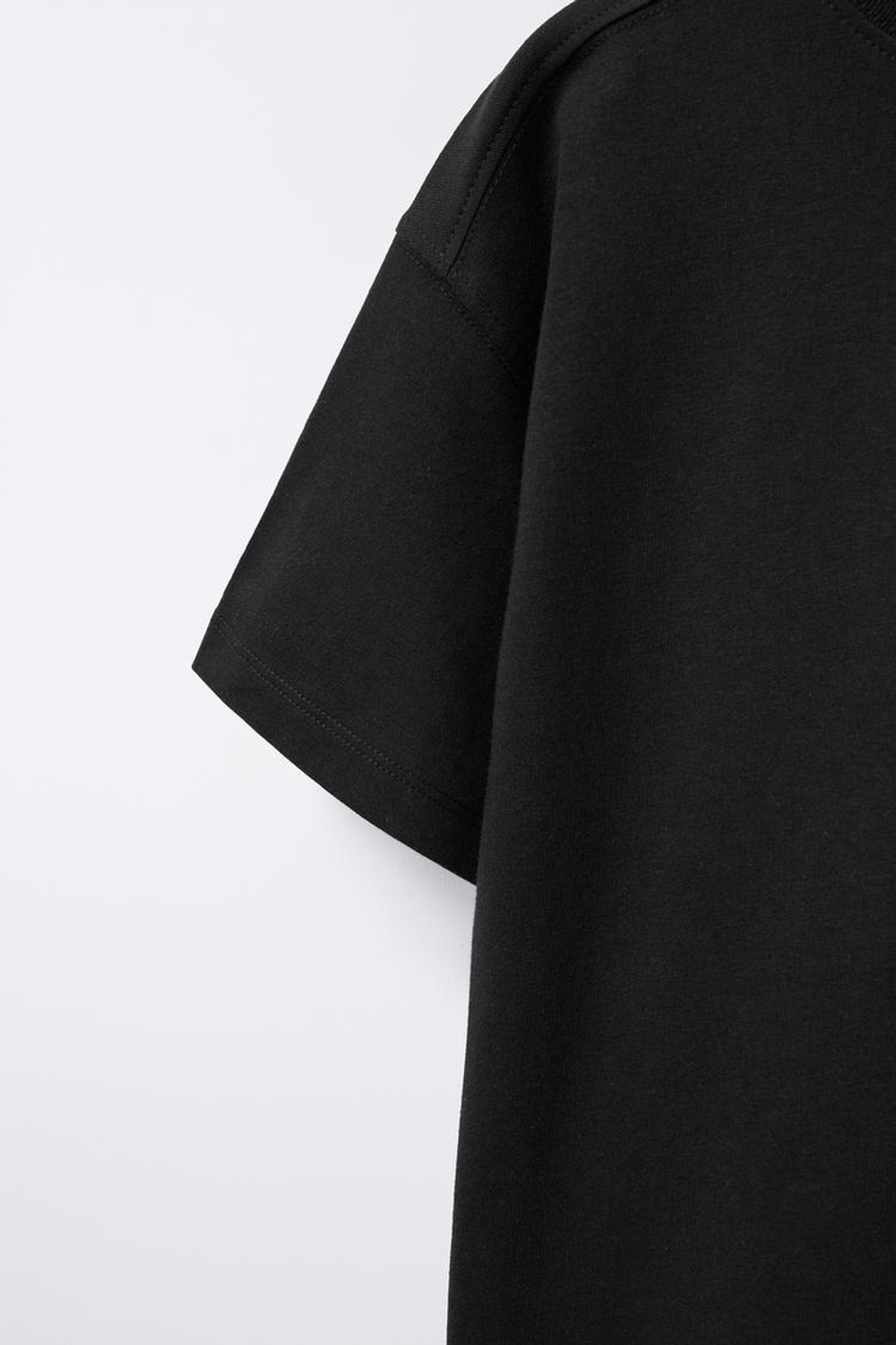 ZARA БАЗОВАЯ ОДНОТОННАЯ ФУТБОЛКА, ЧЕРНЫЙ