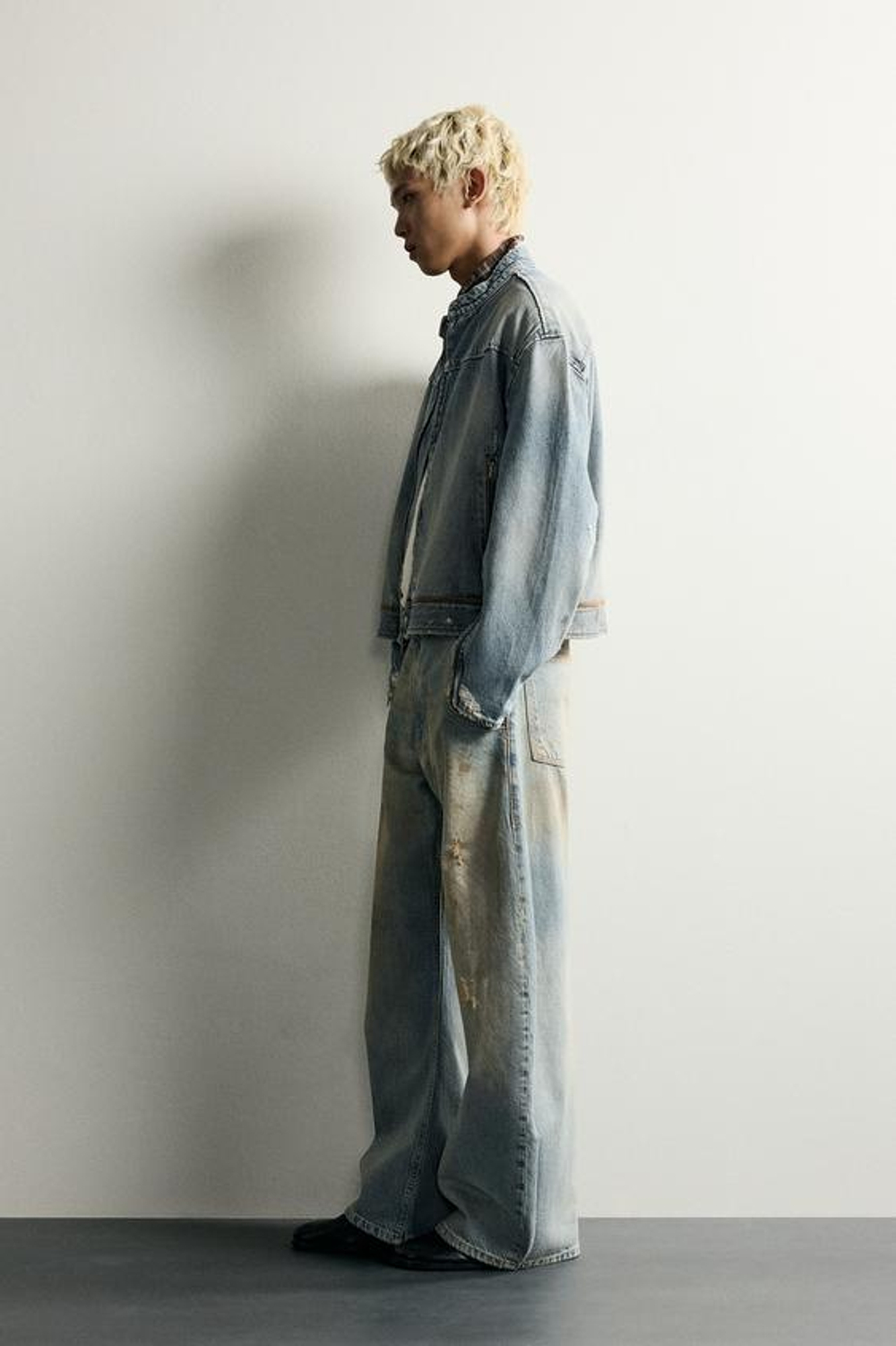ZARA ДЖИНСЫ LOOSE BARREL FIT С ЭФФЕКТОМ VINTAGE, ГОЛУБОЙ
