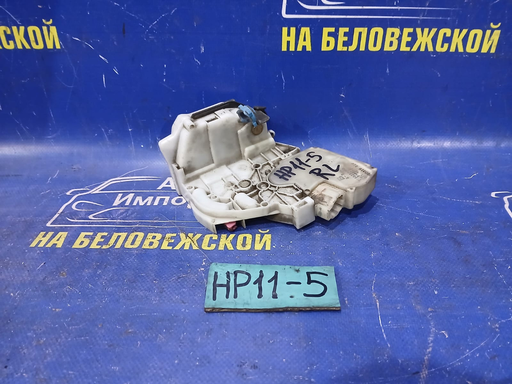 Замок двери задней левой NISSAN PRIMERA 1998