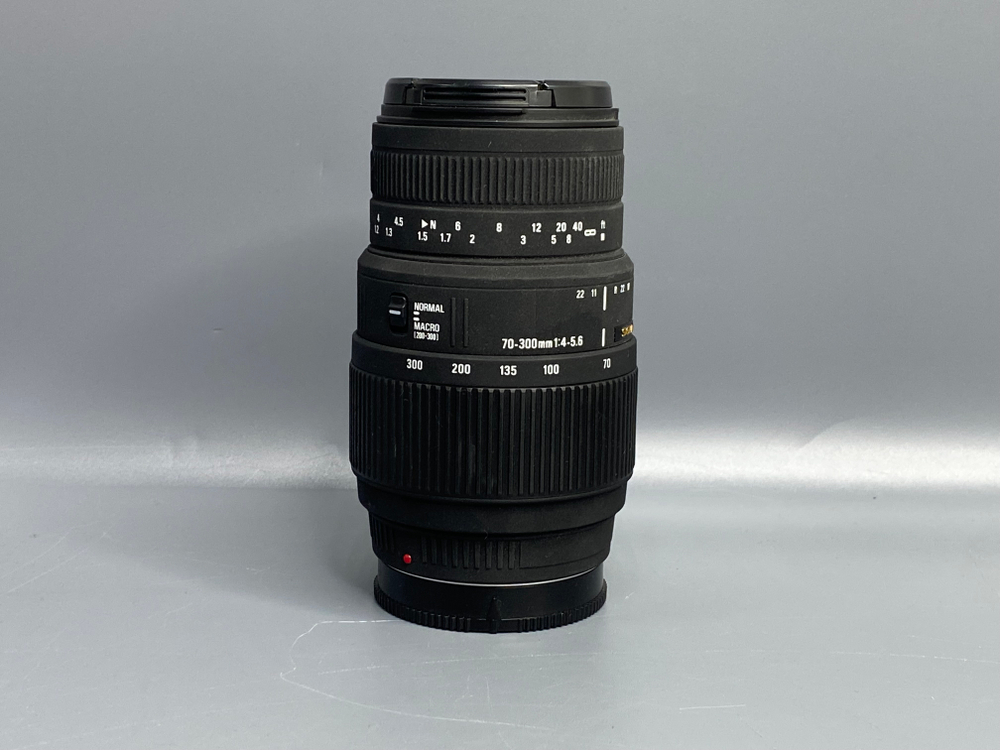 Sigma 70–300mm f/4–5.6 DG Macro Sony A