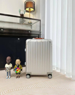 Чемодан Rimowa L