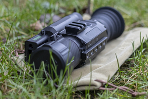 Тепловизионный прицел ATAK ET26-50LRF с лазерным дальномером