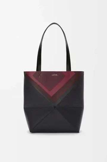 Loewe Средняя складная сумка-тоут Puzzle Fold из телячьей кожи наппа, черный