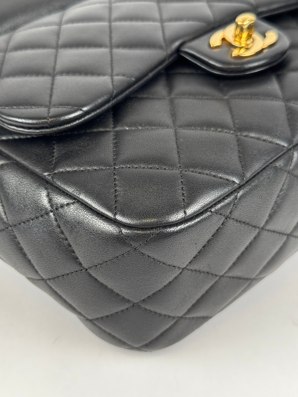 Рюкзак Chanel Black Quilted Lambskin
