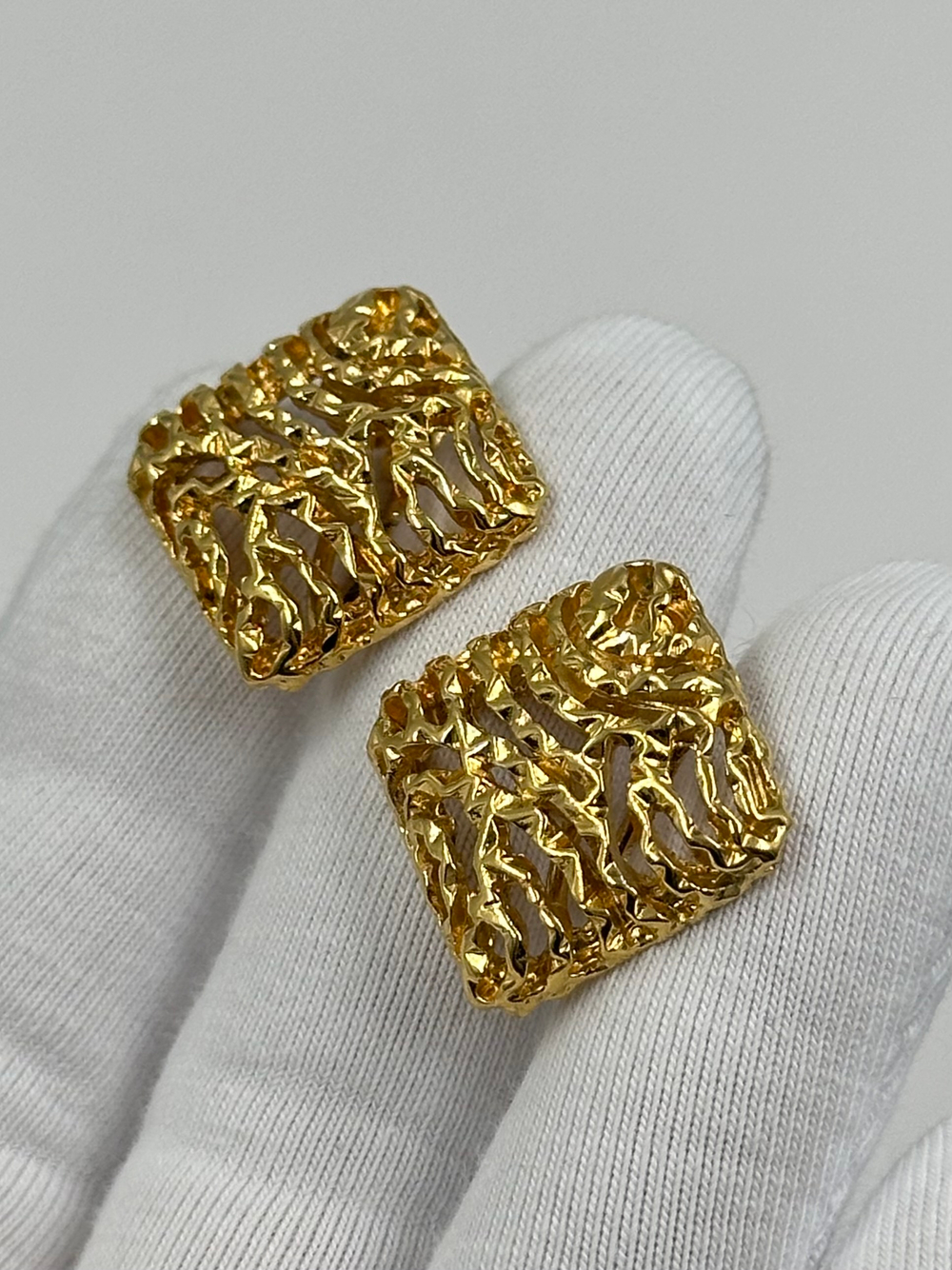 Клипсы Avon