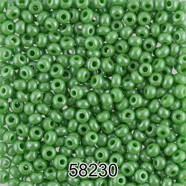 Бисер Preciosa 10/0 (2.3 мм), 500 г, 58230 (Ф074) салатовый