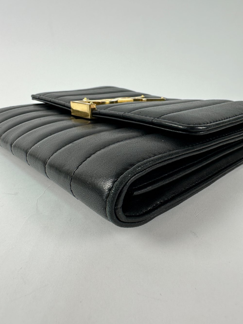 Сумка Saint Laurent Vicky Chain Wallet