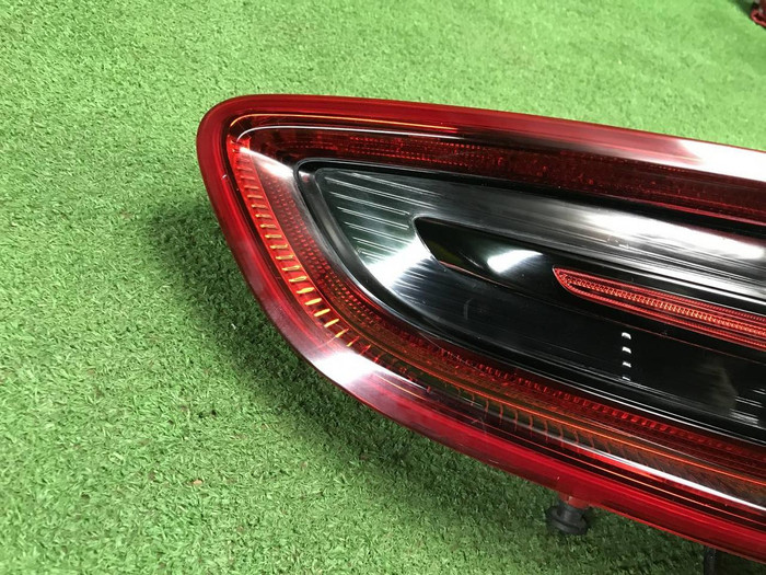 Фонарь левый внешний Porsche Macan 95b (2014-2018)